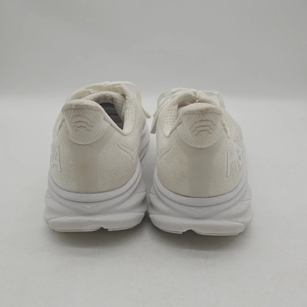 Hoka Clifton 9 Running Shoes Women's Size 11 D White / White